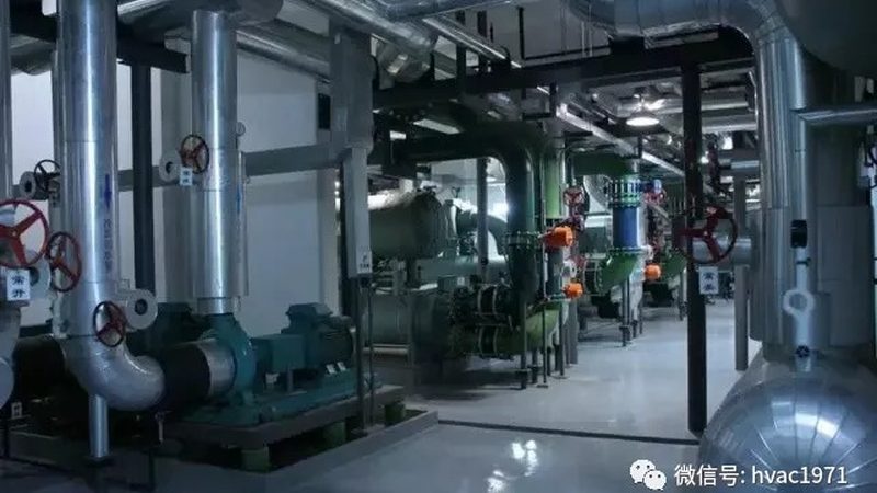 小型风冷式工业冷水机：揭秘其型号背后的选型逻辑**